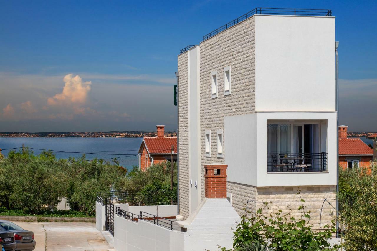 Apartments Villa Stina Preko Zewnętrze zdjęcie